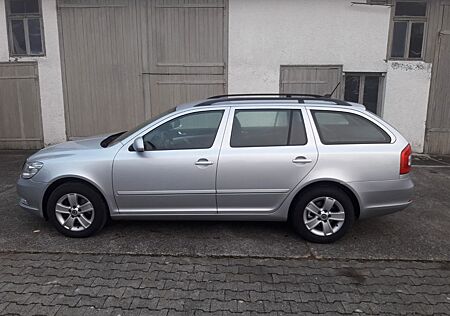 Skoda Octavia 2.0 TDI DSG Ambition Combi Ambition