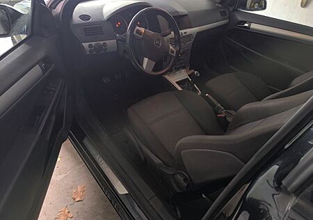 Opel Astra Coupé 1.8 16V -