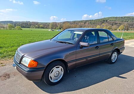 Mercedes-Benz C 180 CLASSIC Classic