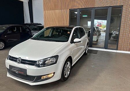 VW Polo Volkswagen V Life