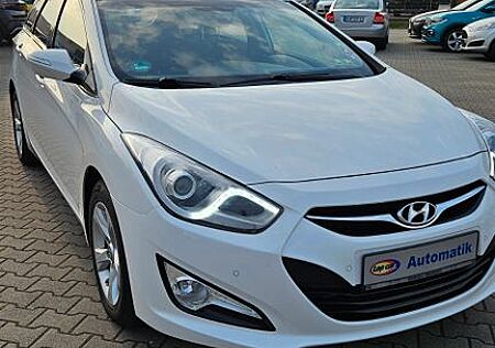 Hyundai i40 cw 1.7 CRDi Premium 100kW Automatik Premium