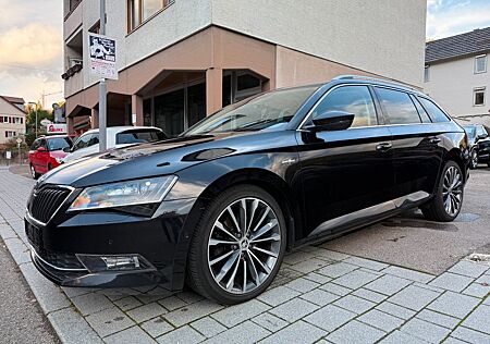 Skoda Superb Combi L&K 4x4 *Leder, Bi-Xeno & Kamera*