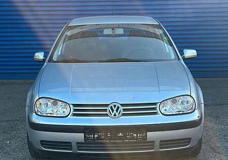 VW Golf Volkswagen 1.4 Special TÜV NEU