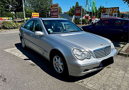 Mercedes-Benz 200 C200