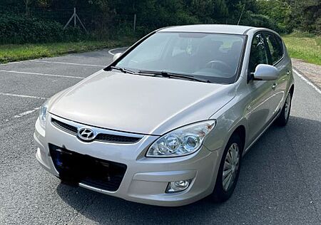 Hyundai i30 1.4 Comfort Comfort TÜV-Neu bis Mai2027