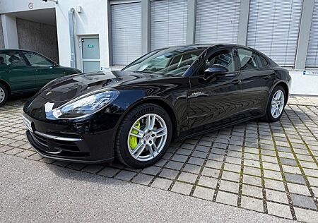 Porsche Panamera 4 E-Hybrid LED-PANO-NAVI-LEDER-TÜV