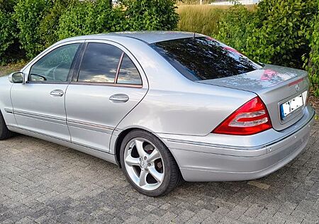 Mercedes-Benz C 320 Elegance mit LPG Gas von Prins