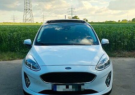 Ford Fiesta 1,1 63kW Cool & Connect Cool & Connect