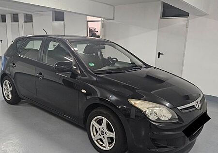 Hyundai i30 CW 1.4 | TÜV 01/27 | scheckheftgepfl