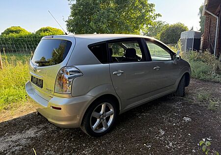 Toyota Corolla Verso 2.2-l-D-CAT Sol Sol TÜV 03/2027