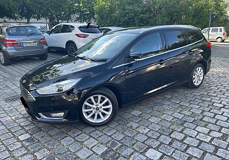 Ford Focus Tur. Tit. 125 PS Bi-Xenon, TW, WiPa, GJ