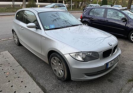 BMW 118d - , Sommer und Winterreifen