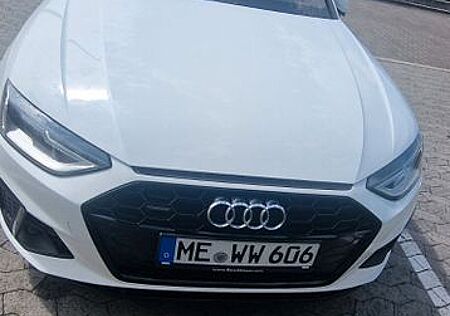 Audi A4 40 TDI S tronic quattro S line S line