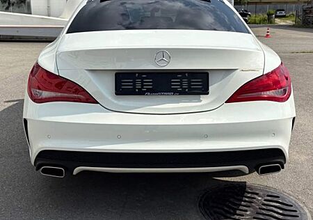 Mercedes-Benz CLA 200 CLA-200 Black Edition