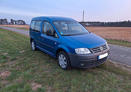 VW Caddy Volkswagen Life 1.6 7-Sitzer - Anhängerkupplung