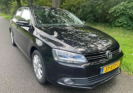 VW Jetta Volkswagen 2.0 TDI Comfortline