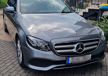 Mercedes-Benz E 350 d T Avantgarde Multibeam Burmester