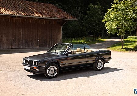 BMW 325i Cabriolet - E30, 108tkm, Scheckheft, Top