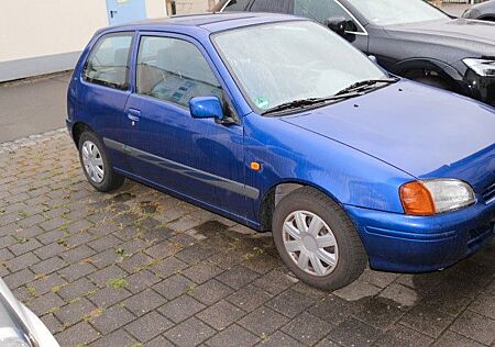 Toyota Starlet 1.3 Blue ,klimaanlage