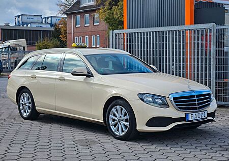 Mercedes-Benz E 200 d Ideal für Taxiunternehmen