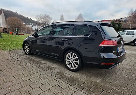 VW Golf Volkswagen 2.0 TDI 135kW DSG GTD Variant GTD