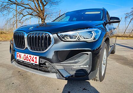 BMW X1 Baureihe xDrive 25 e / PANORAMA /