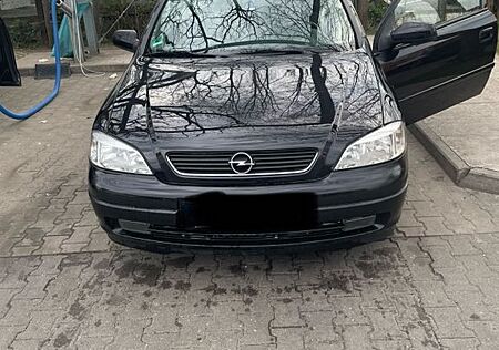 Opel Astra Coupé 1.8 16V -