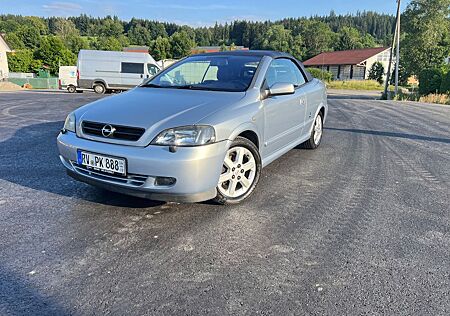 Opel Astra Cabrio 2.2 -