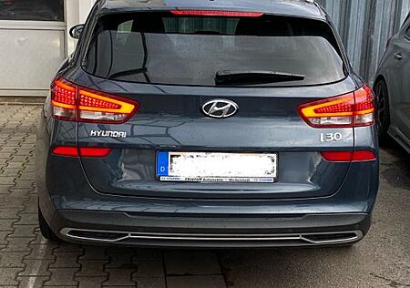 Hyundai i30 1.5 48V Prime Totwinkel LED NAVI ABSTANDSTEM