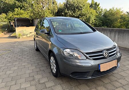 VW Golf Plus Volkswagen 1.6 8fach Bereift/Klima/Motor trocken