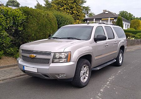 Chevrolet Suburban Z71 Edition