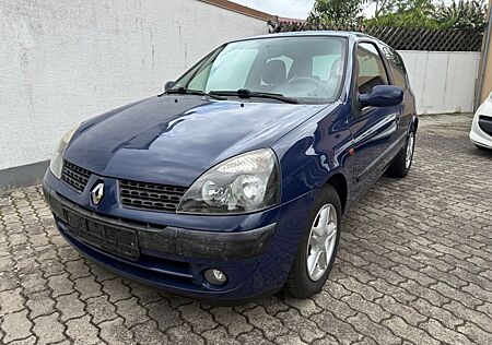 Renault Clio Initiale 1.4 16V Initiale