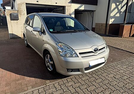 Toyota Corolla Verso | 7-Sitzer