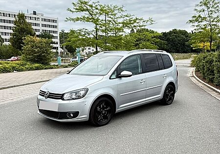 VW Touran Volkswagen 1.4 TSI DSG Highline Highline