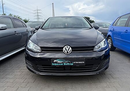 VW Golf Volkswagen VII Lim. Comfortline BMT
