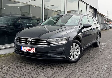 VW Passat Variant Volkswagen Basis LED/Navi/Kamera/ACC/AHK