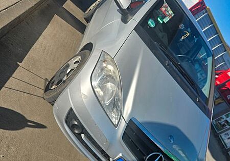 Mercedes-Benz A 150 ELEGANCE Elegance