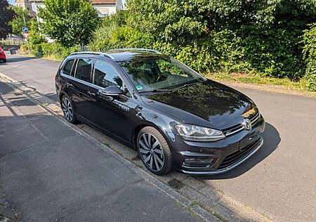 VW Golf Volkswagen 1.4 TSI BMT Comfortline Variant R-Line