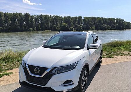 Nissan Qashqai Quashqai 1.2 DIG-T Tekna+ | AHK | BOSE
