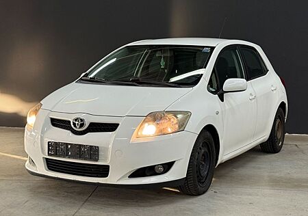 Toyota Auris D-CAT