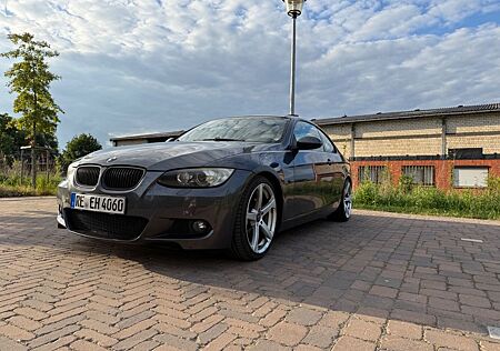 BMW 330i xDrive Coupé