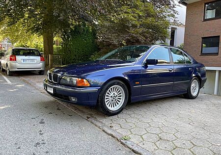 BMW 528i A - Tüv neu