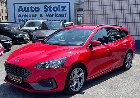 Ford Focus Turnier ST,LEDER,NAVI,RECARO,1-HAND