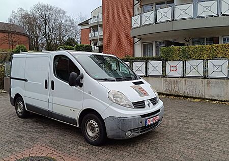 Renault Trafic Kasten L1H1 2,7t Einrichtung TÜV 05/2026