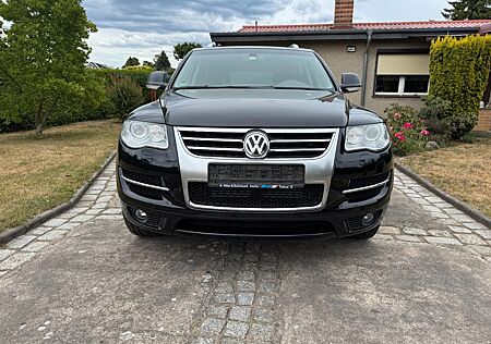VW Touareg Volkswagen 5.0 V10 TDI Individual
