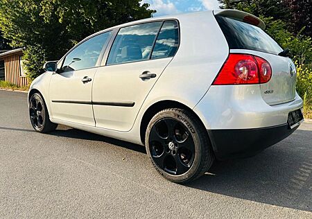 VW Golf Volkswagen V 1.9 TDI TÜV NEU Scheckheftgepflegt