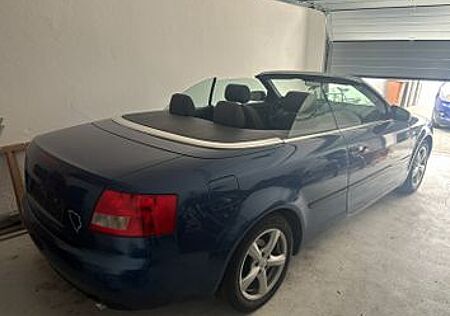 Audi A4 2.4 multitronic Cabriolet -