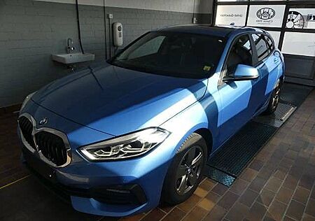 BMW 118 i Advantage*PANO*NAVI*LED*RHKAM*ACC*AHK*AUTO