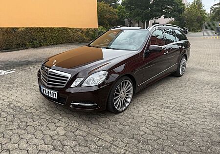 Mercedes-Benz E 350 CDI 4MATIC T BlueEFFICIENCY -