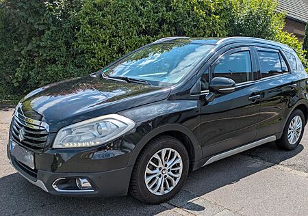 Suzuki SX4 S-Cross (SX4) S-Cross 1.6 DDiS Comfort+ 2WD Vollausstatt